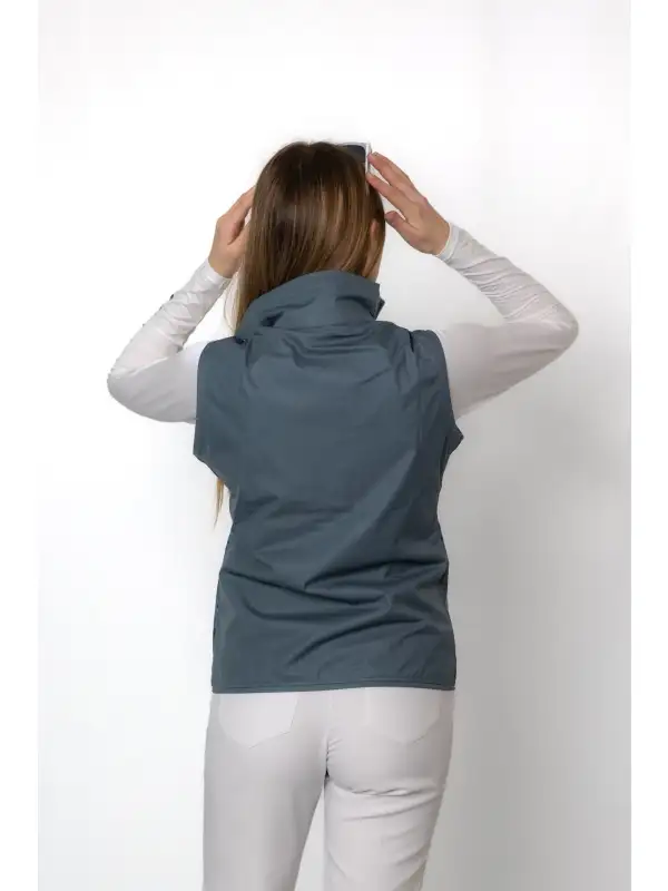Dámská vesta